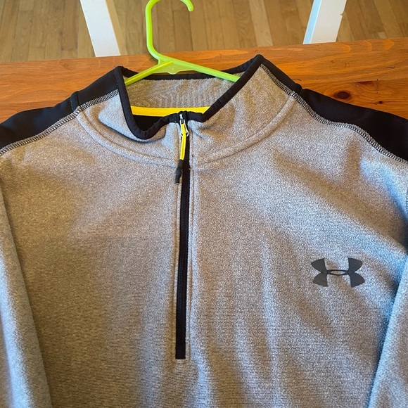 Under Armour Fleece 1/4 zip - Picture 1 of 2